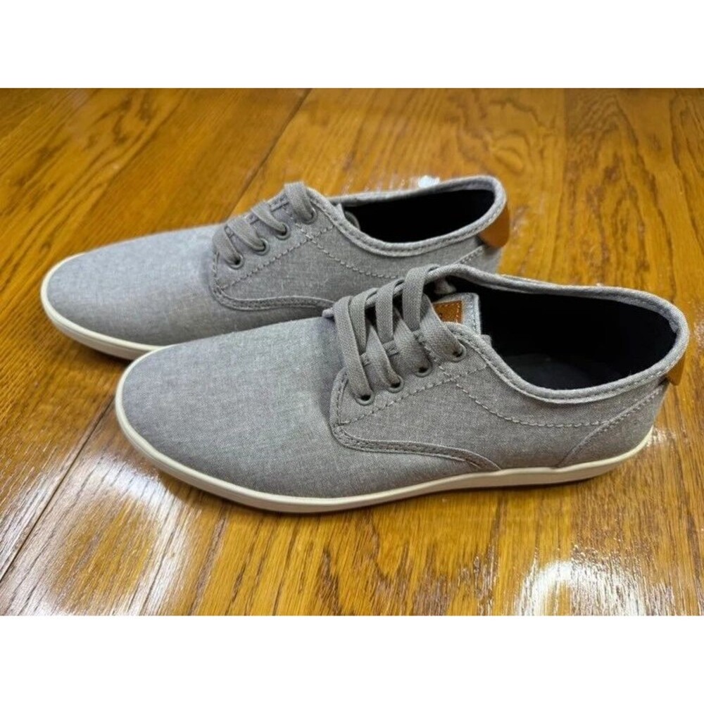 Steve Madden sz. 7M, nwot, gray